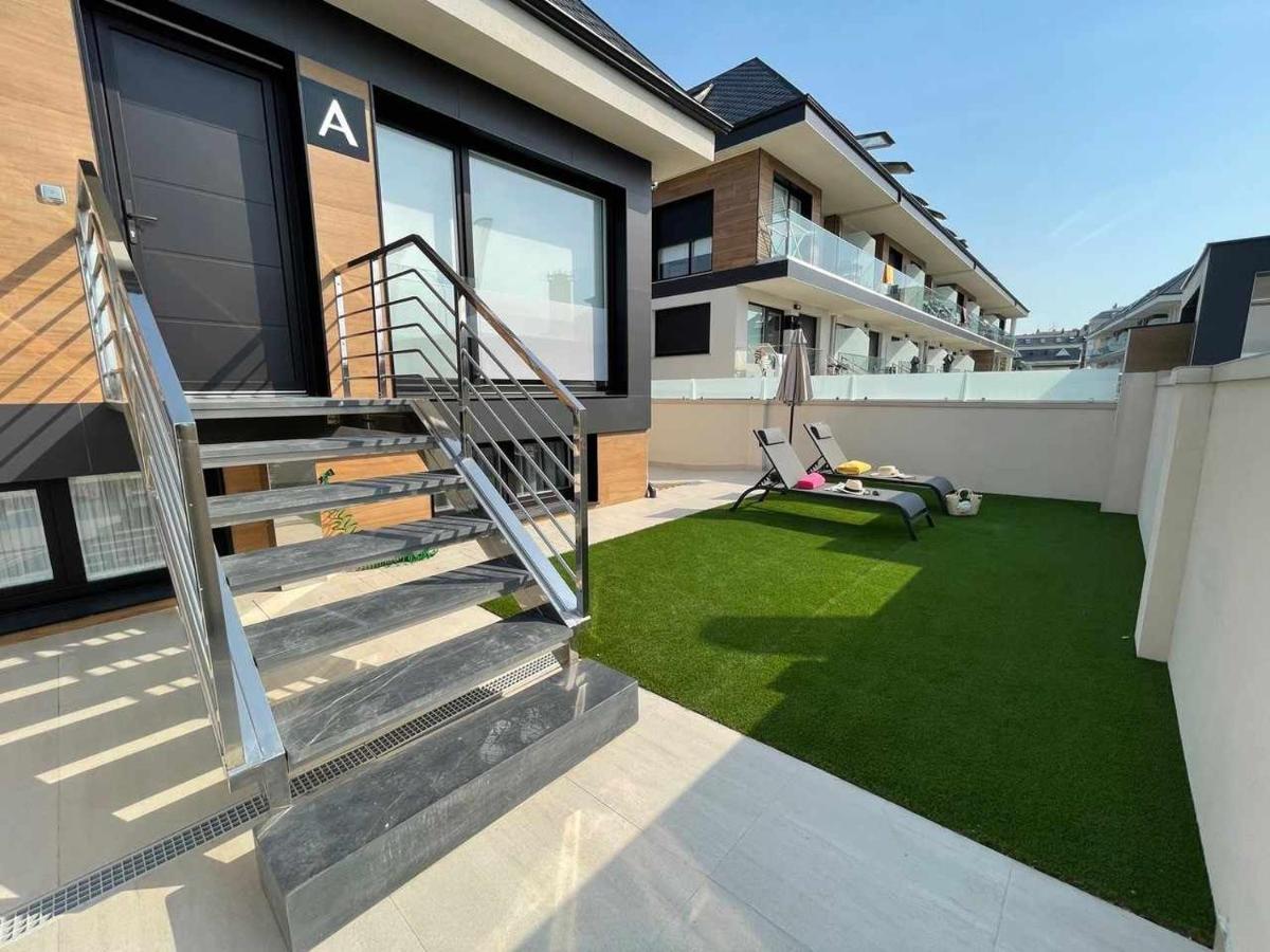 Villa Adosado A 5 Hab Foz Exterior foto